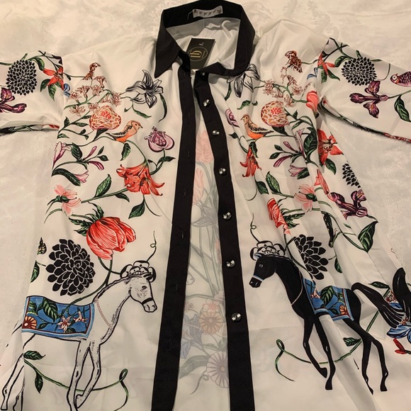 Button down shirt dress . - Picture 2 of 4